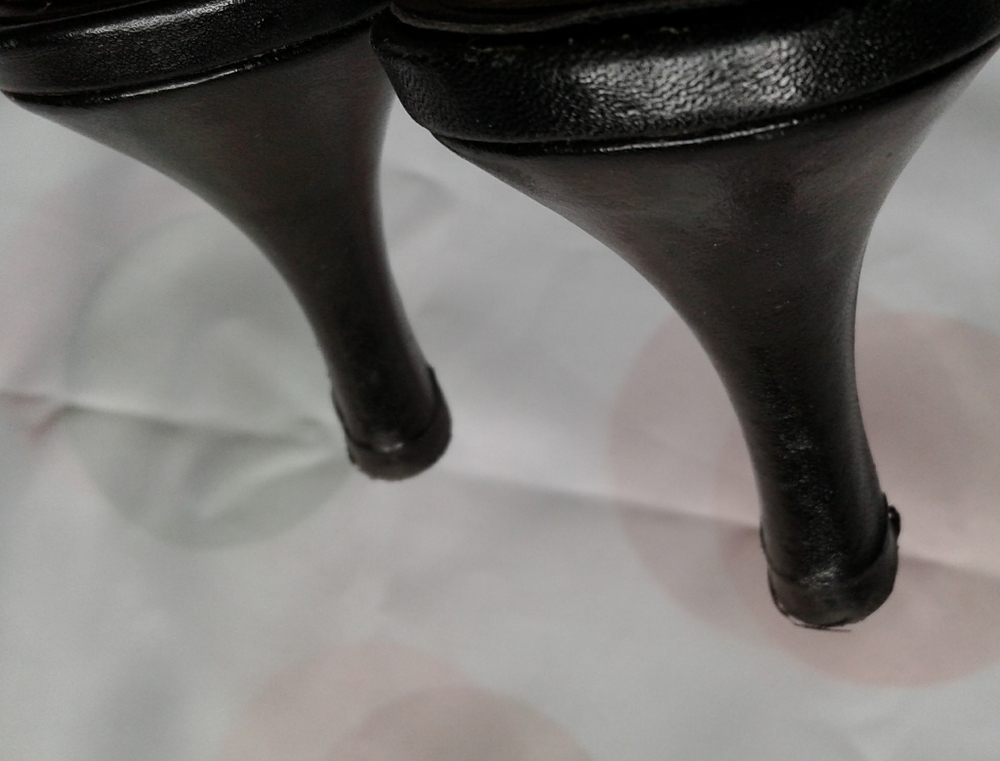 Shoes - Picture 6 of 6